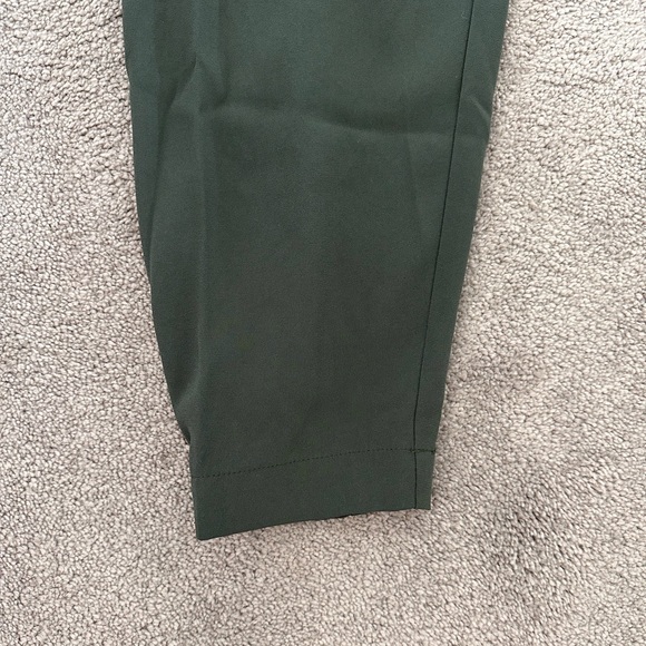 Babaton Cohen Green Pant - Picture 5 of 8